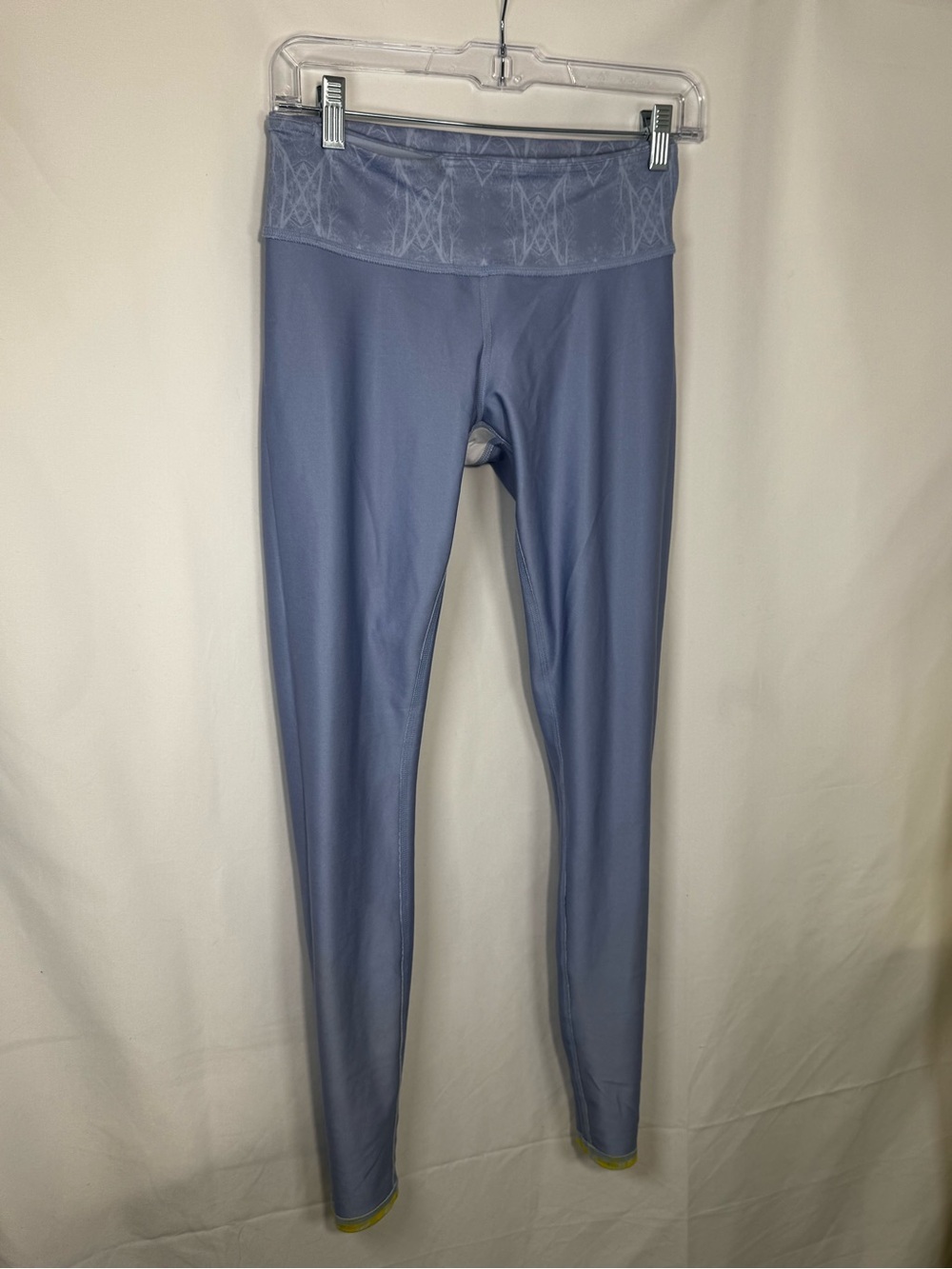 NWOT Alo Yoga Tree Lace Sky Geometric Chevron Leggings Size XS - Picture 10 of 12